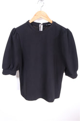 חולצה מעוצבת בשחור- M